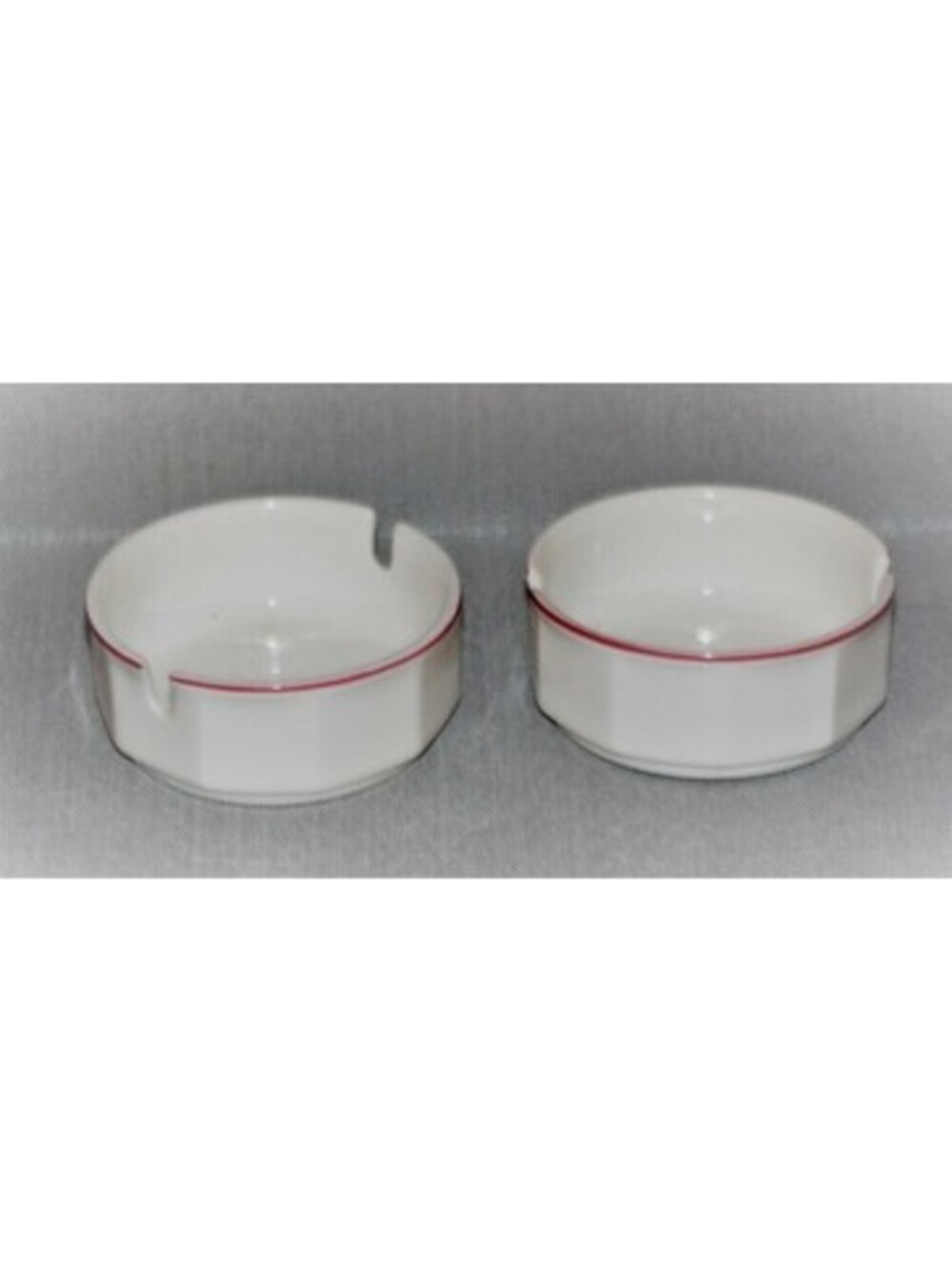 VILLEROY & BOCH Varia Lot 2 Ashtray*White Paneled Sides Red Trim*Restaurant